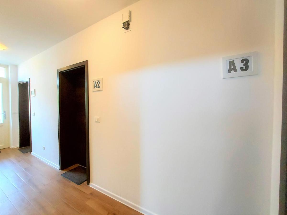 Rooms And Apartments Istrasoley Bale Exterior foto