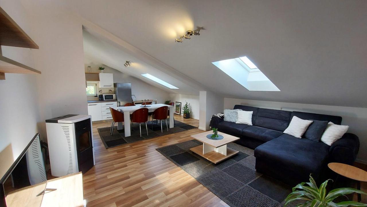 Rooms And Apartments Istrasoley Bale Exterior foto