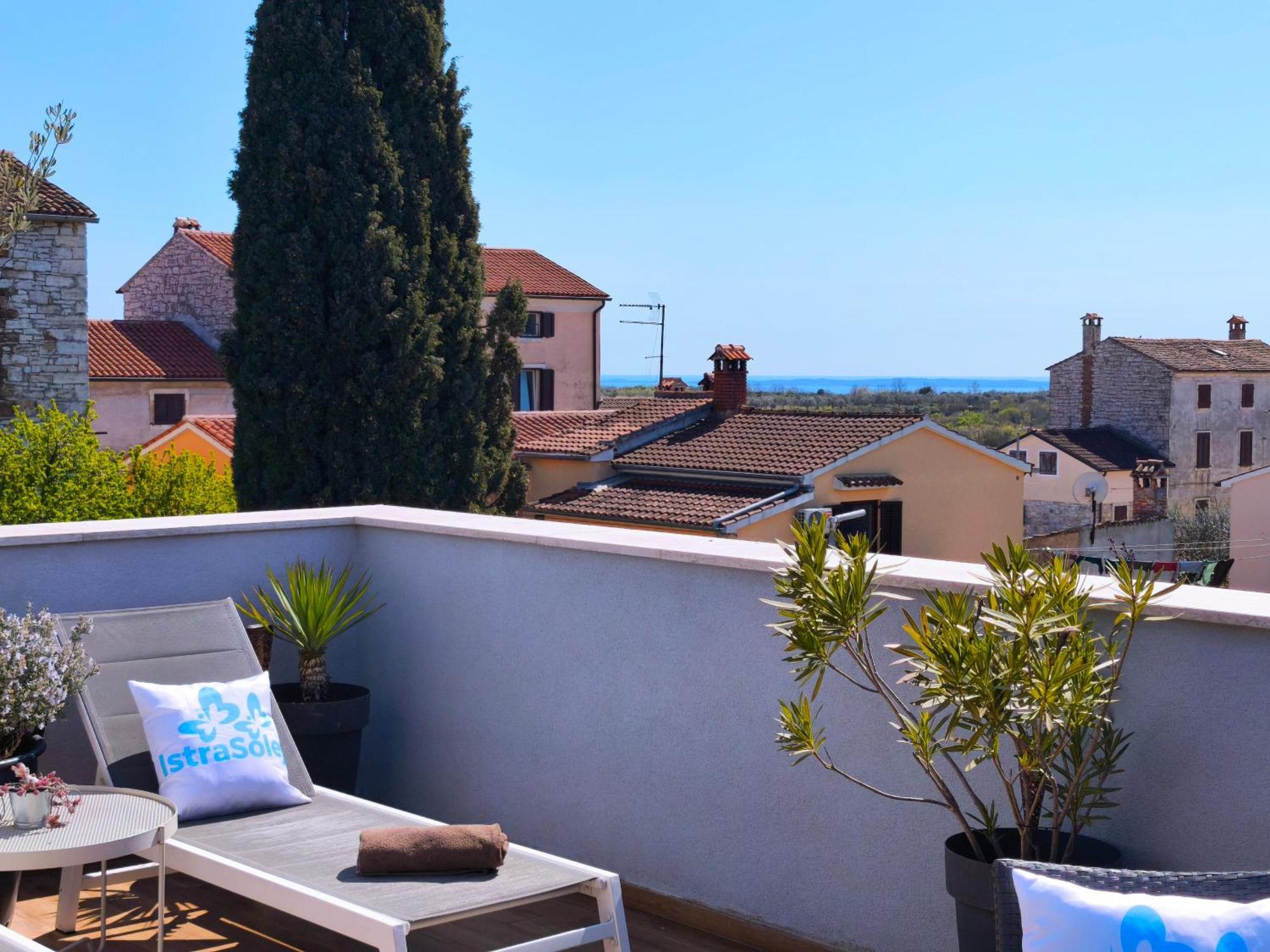Rooms And Apartments Istrasoley Bale Exterior foto