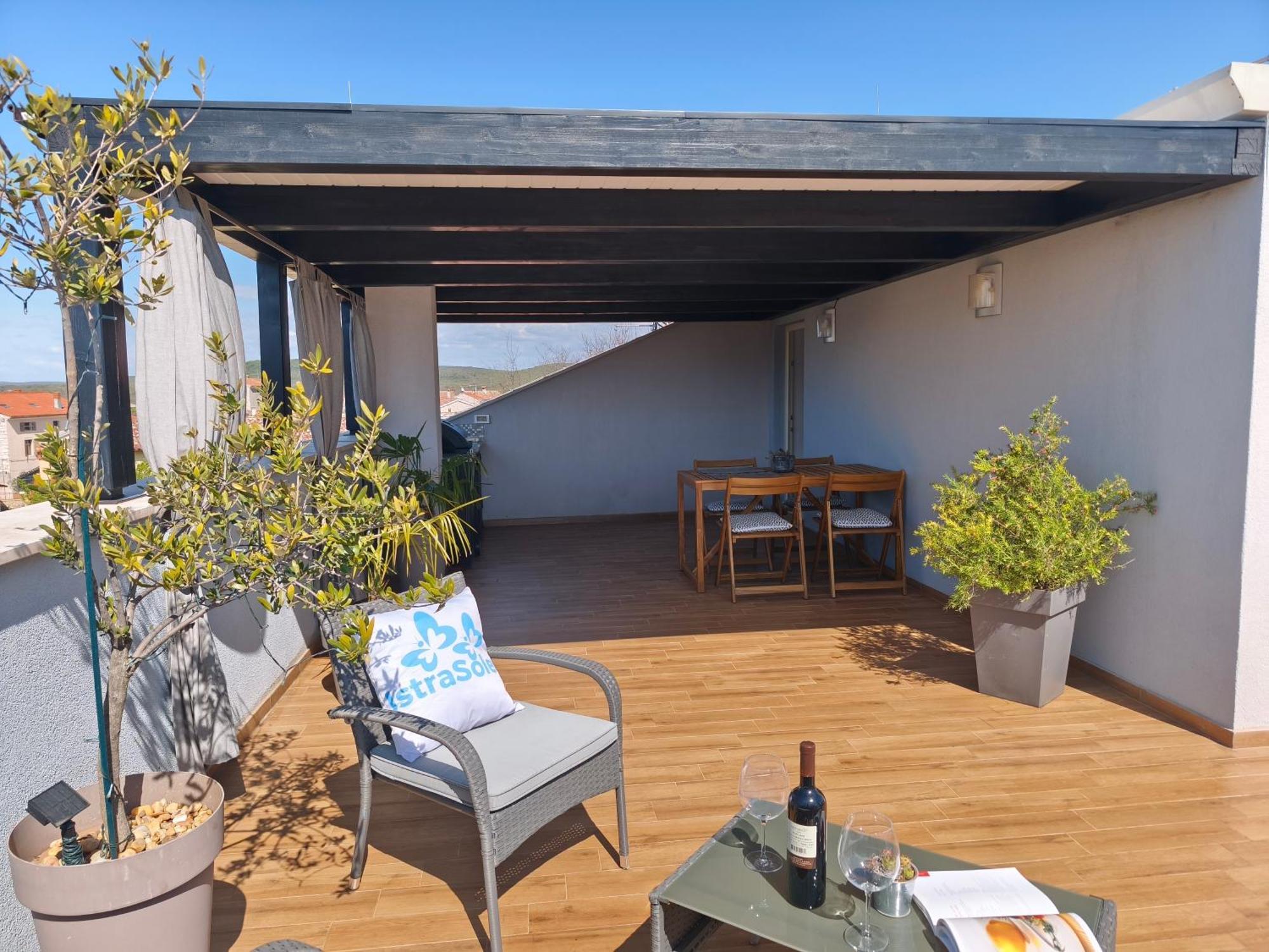 Rooms And Apartments Istrasoley Bale Exterior foto